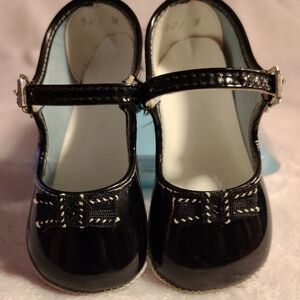 Elegant Black Kids Dress Shoes with Bow Accent